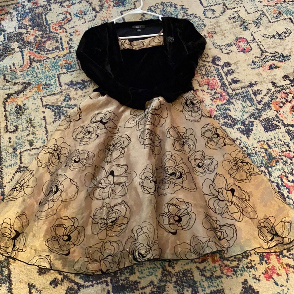 Girls dress